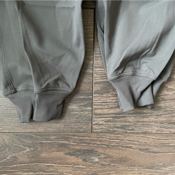 Stretch High Rise Jogger in Graphite Gray - Picture 8 of 10